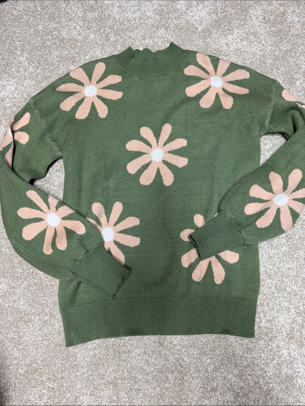 zeagoo Olive Green Daisy Turtleneck Sweater with Peach Blooms